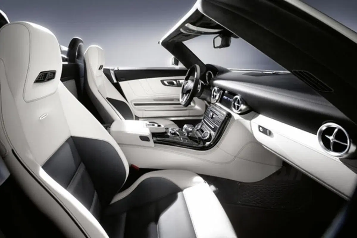 Mercedes SLS Roadster (21)