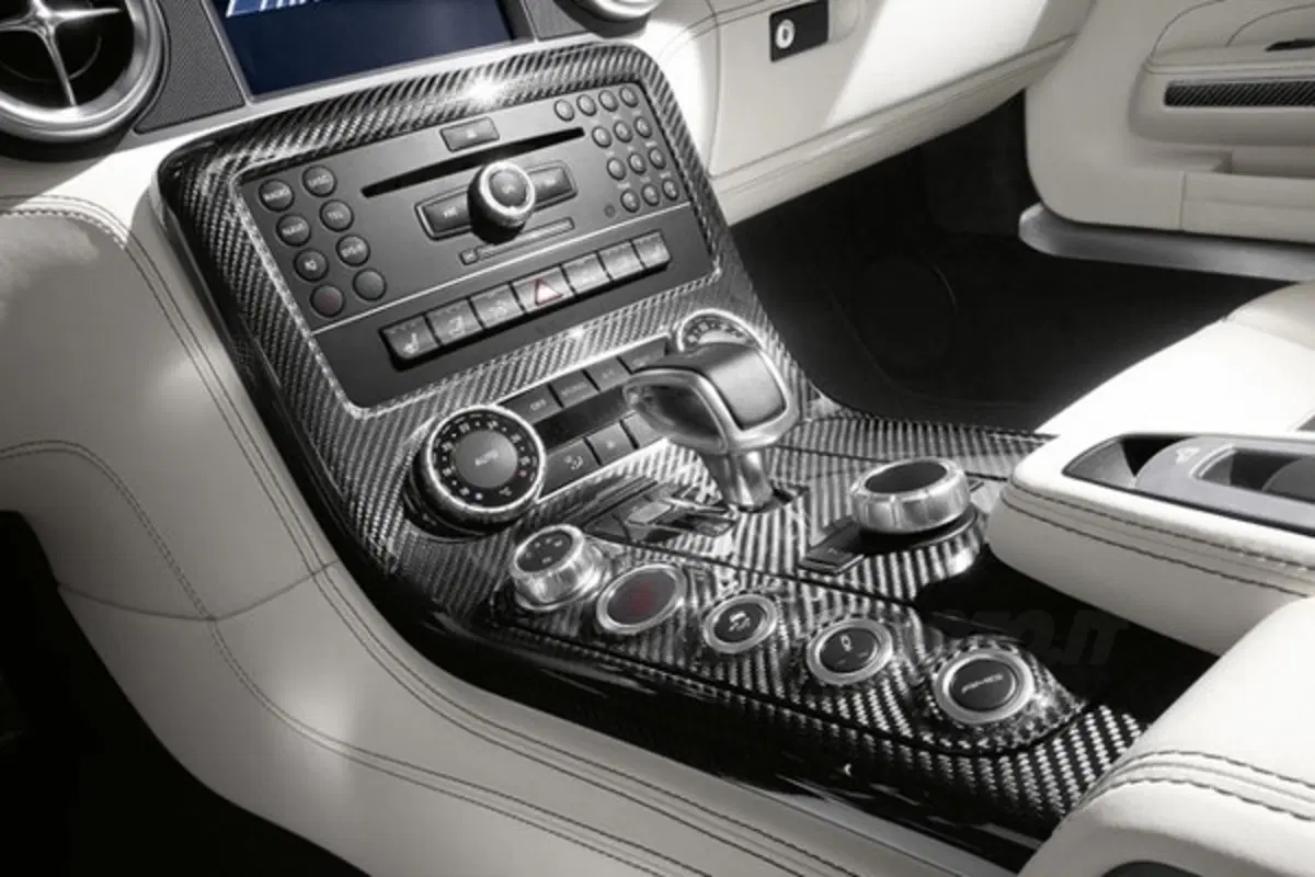 Mercedes SLS Roadster (25)