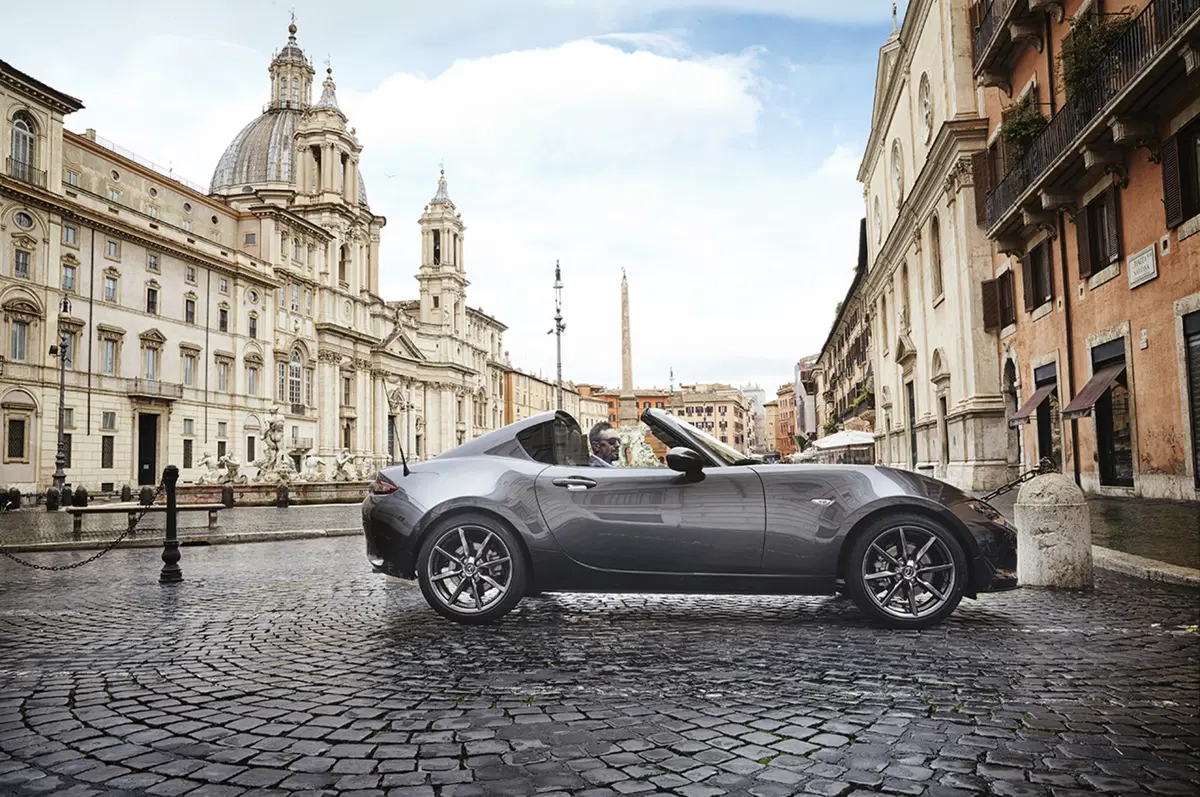 Mazda MX-5 RF, la targa “per tutti”. Ecco come funziona il tetto [Video] (3)