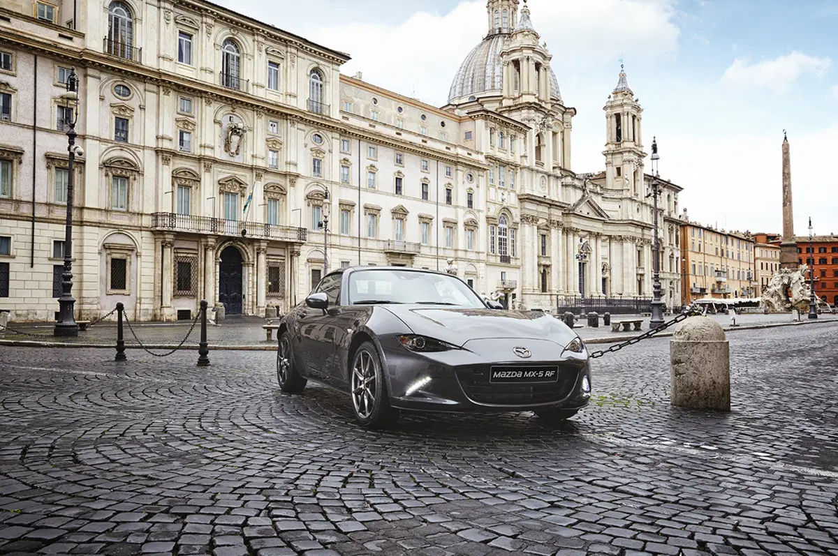 Mazda MX-5 RF, la targa “per tutti”. Ecco come funziona il tetto [Video] (4)