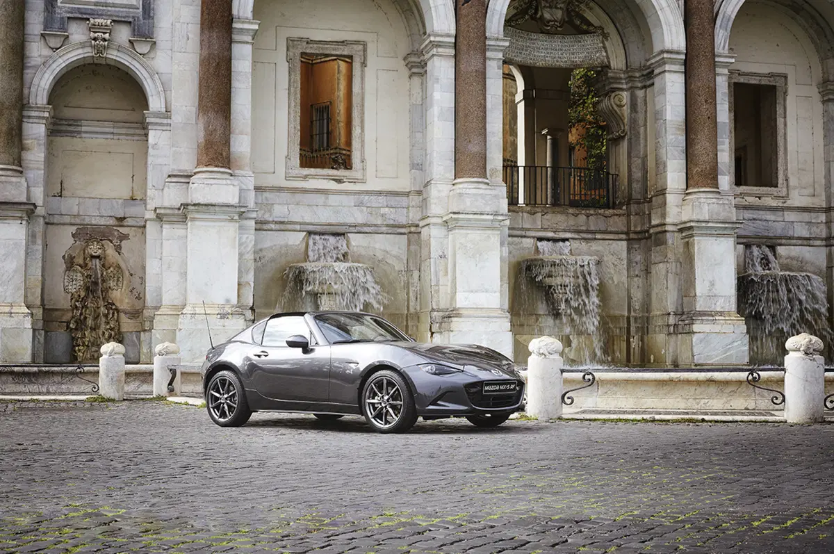 Mazda MX-5 RF, la targa “per tutti”. Ecco come funziona il tetto [Video] (8)