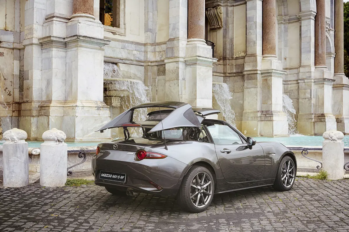 Mazda MX-5 RF, la targa “per tutti”. Ecco come funziona il tetto [Video] (12)