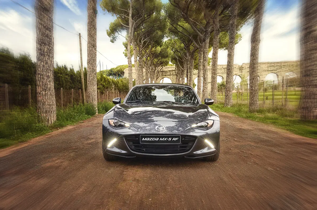 Mazda MX-5 RF, la targa “per tutti”. Ecco come funziona il tetto [Video] (14)