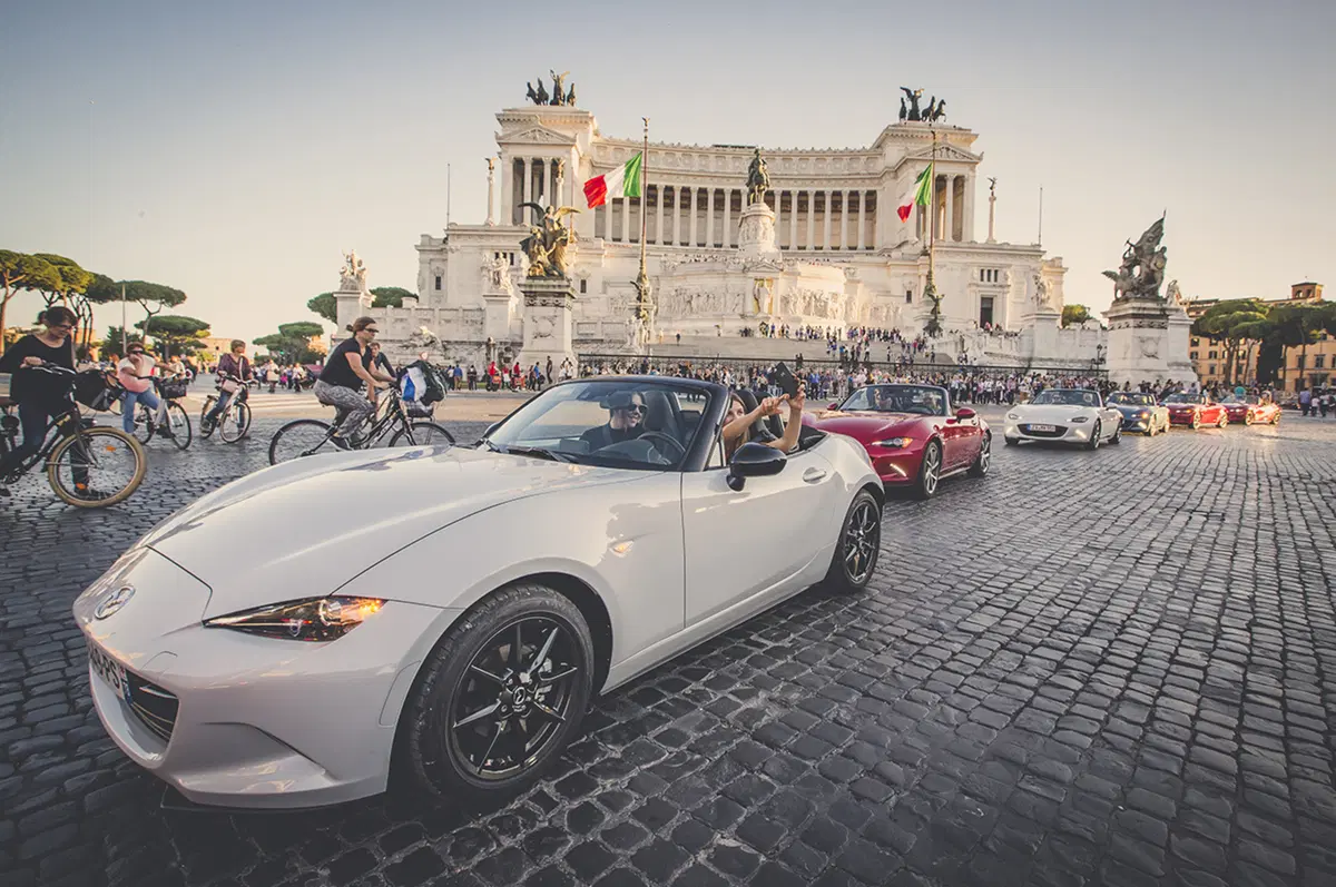 Mazda MX-5 RF, la targa “per tutti”. Ecco come funziona il tetto [Video] (22)