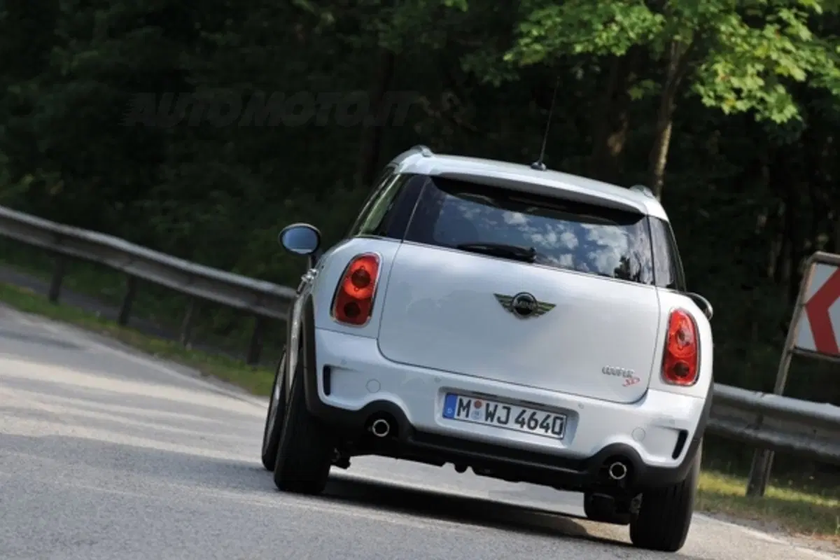 Mini Cooper SD: quanto costano (5)