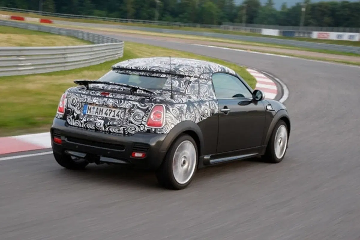 Mini Coupè: prime immagini ufficiali (4)