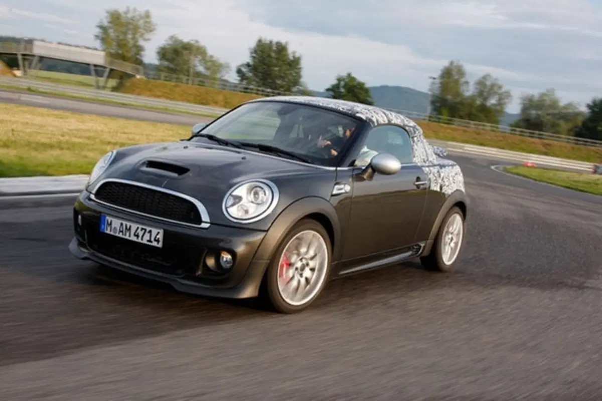 Mini Coupè: prime immagini ufficiali (7)