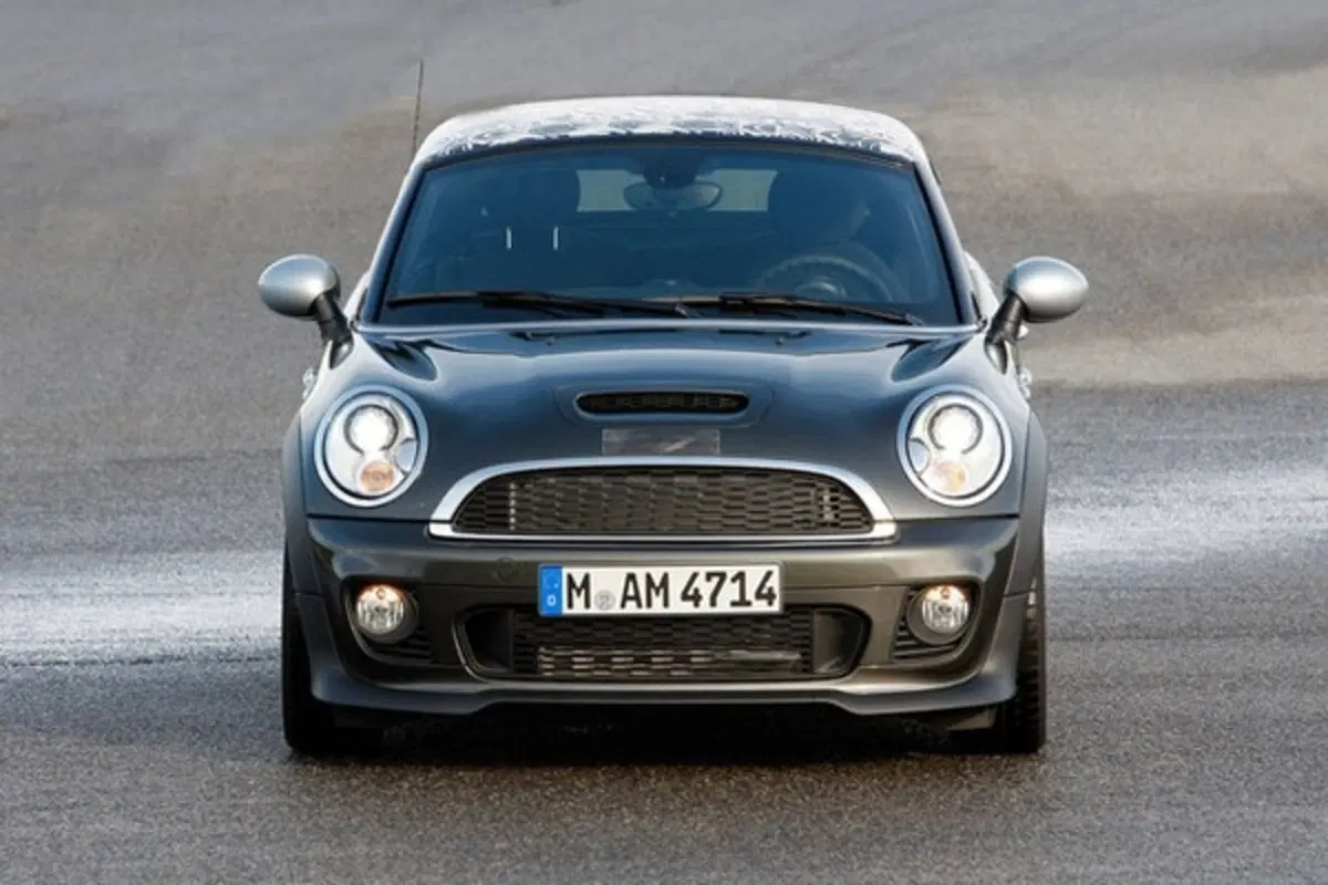 Mini Coupè: prime immagini ufficiali (10)
