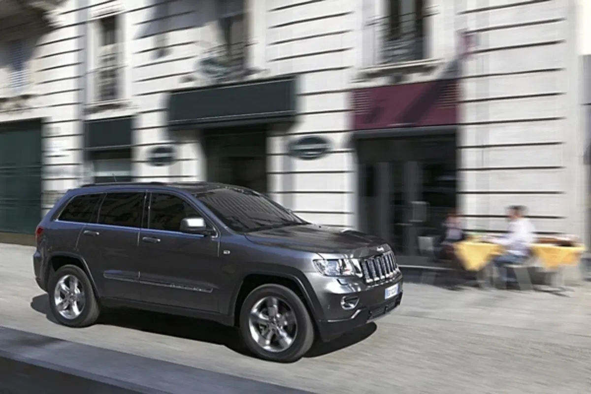 Jeep Grand Cherokee 3.0 CRD: da 44.500 euro (2)