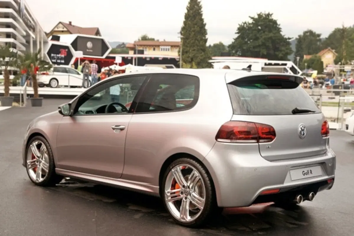 Volkswagen: al Worthersee con 3 prototipi (9)