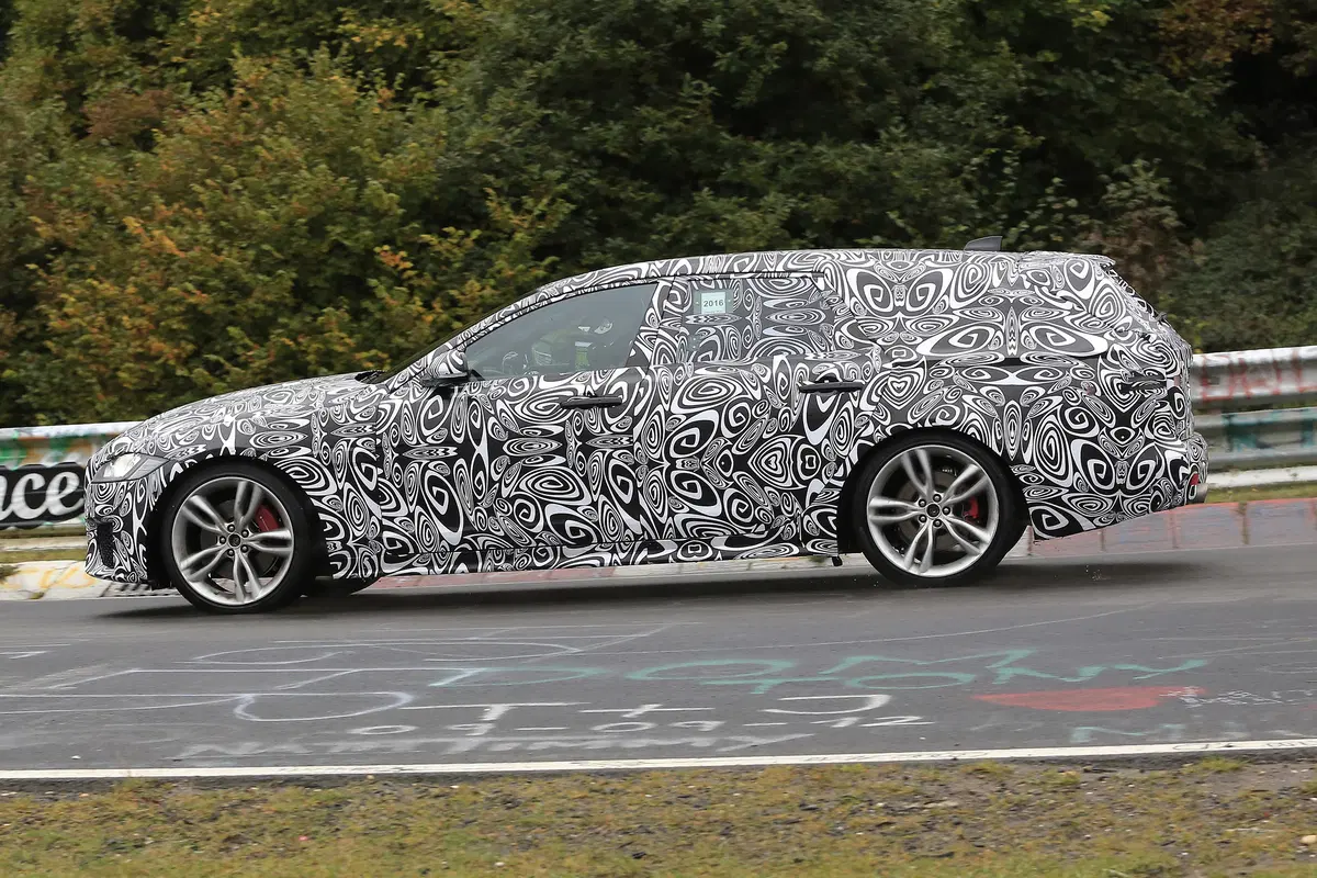 Jaguar XF Sportbrake restyling: le foto spia al Ring (5)