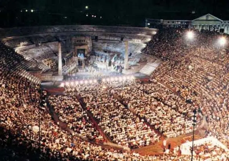 Volkswagen tra le stelle dell&rsquo;Arena di Verona