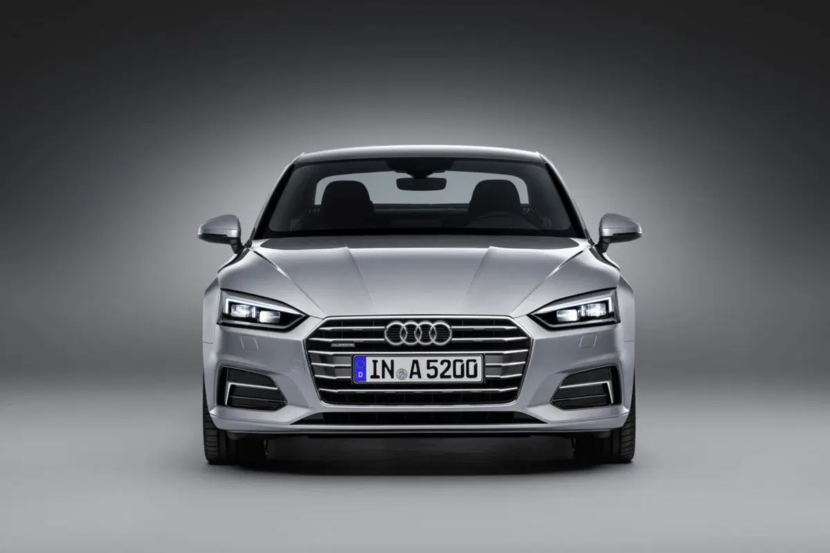 Audi A5 Coupé 45 TFSI 252 CV quattro S tronic Business (23)