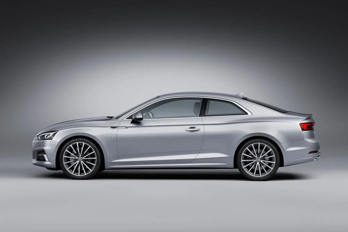 Audi A5 Coupé 45 TFSI 252 CV quattro S tronic Business (20)
