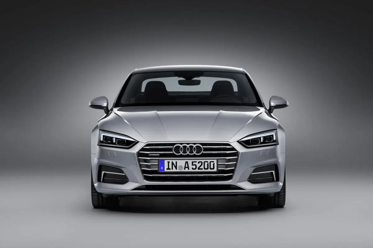 Audi A5 Coupé 45 TFSI 252 CV quattro S tronic Business (24)