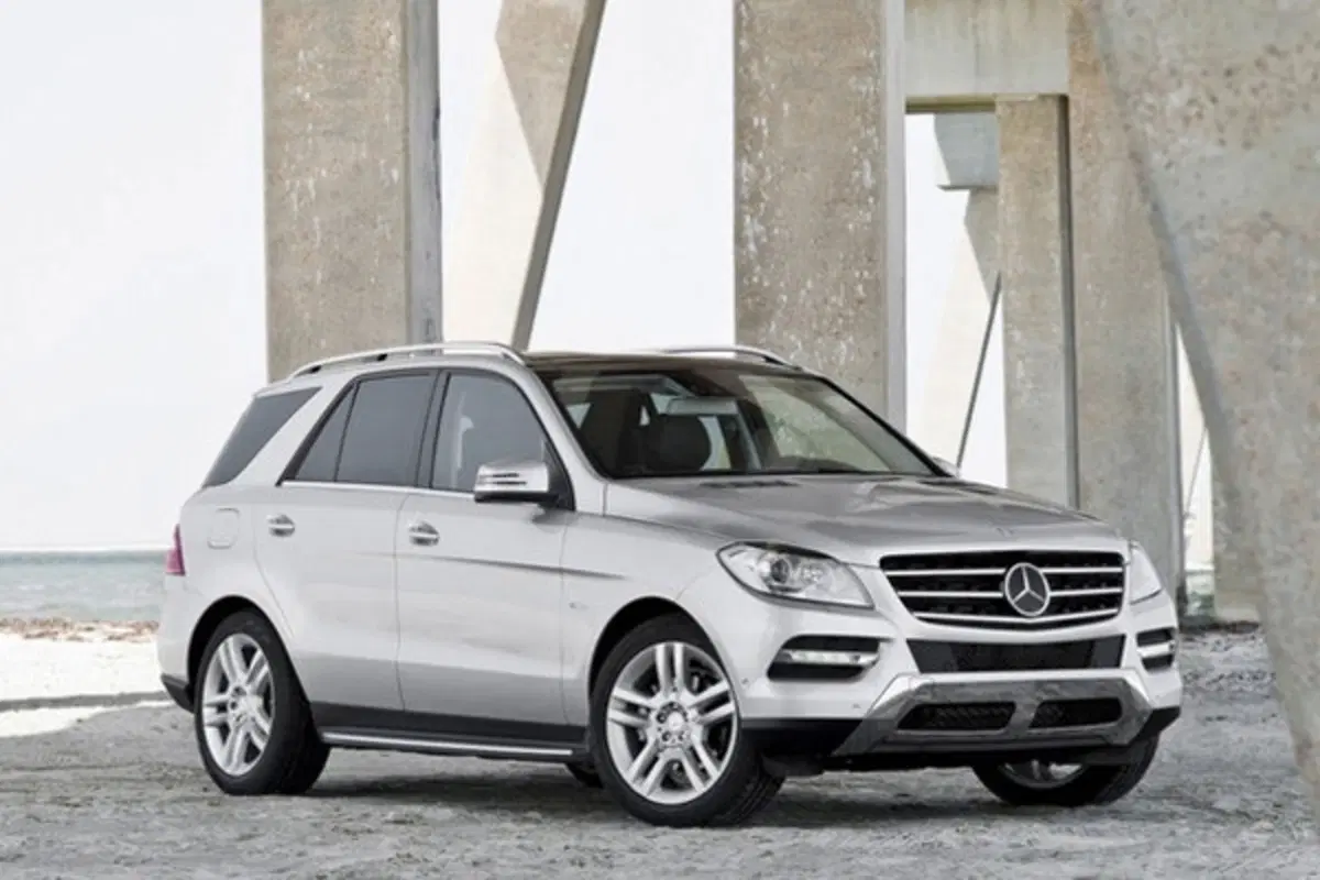 Nuova Mercedes Classe M: prime immagini (13)