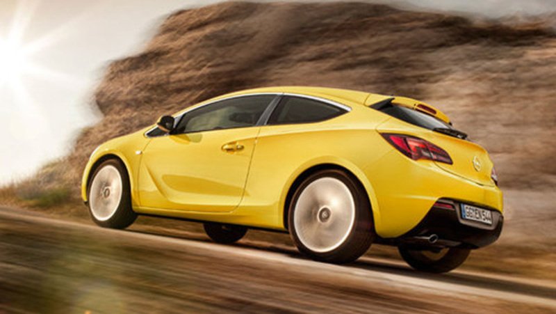 Nuova Opel Astra GTC: aperta la prevendita