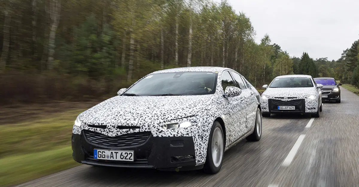 Nuova Opel Insignia 2017, l'abbiamo provata in anteprima. Ecco come cambia e come va