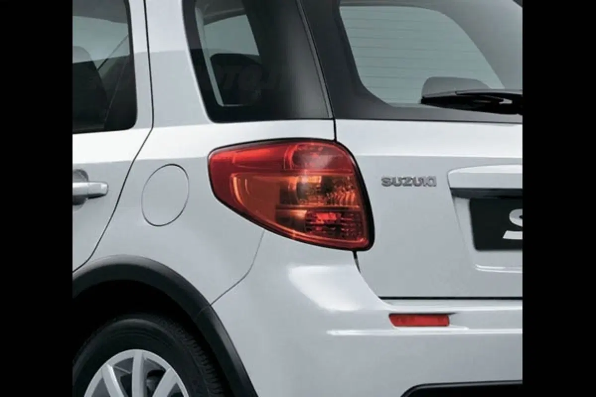 Suzuki SX4 GLX Navi+ (5)