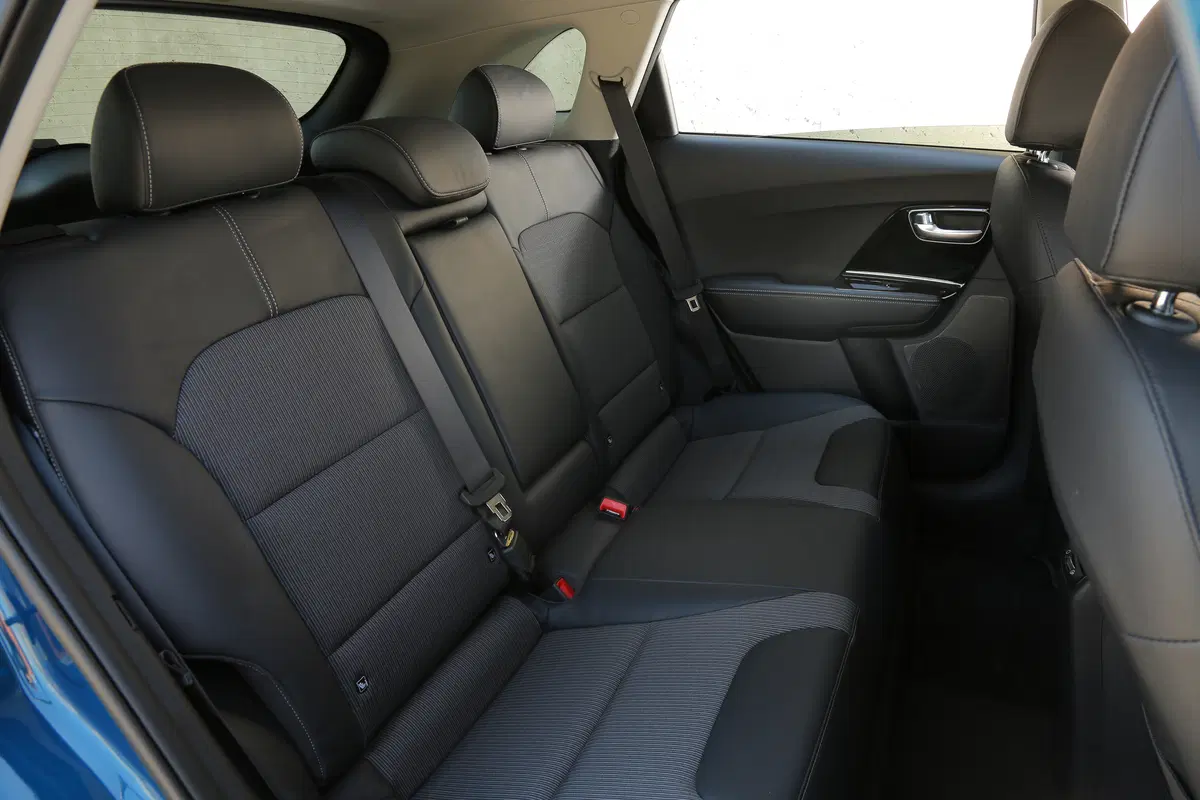 Kia Niro 1.6 GDi DCT HEV Style (28)