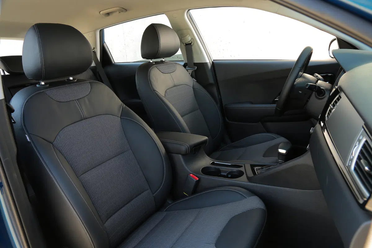 Kia Niro 1.6 GDi DCT HEV Style (29)