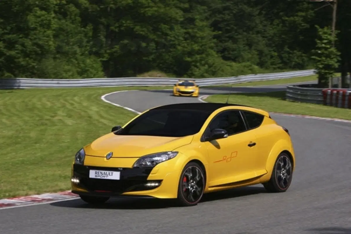 Renault Megane RS Trophy (6)