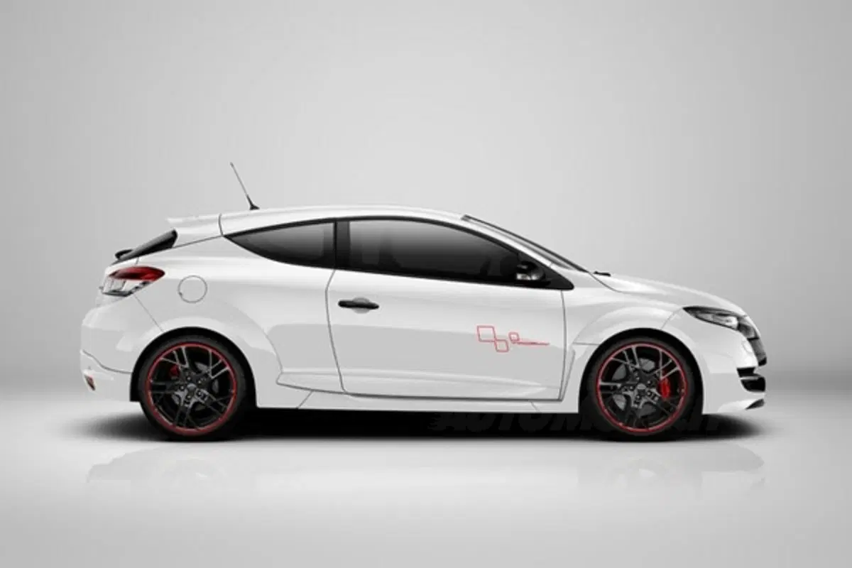 Renault Megane RS Trophy (11)