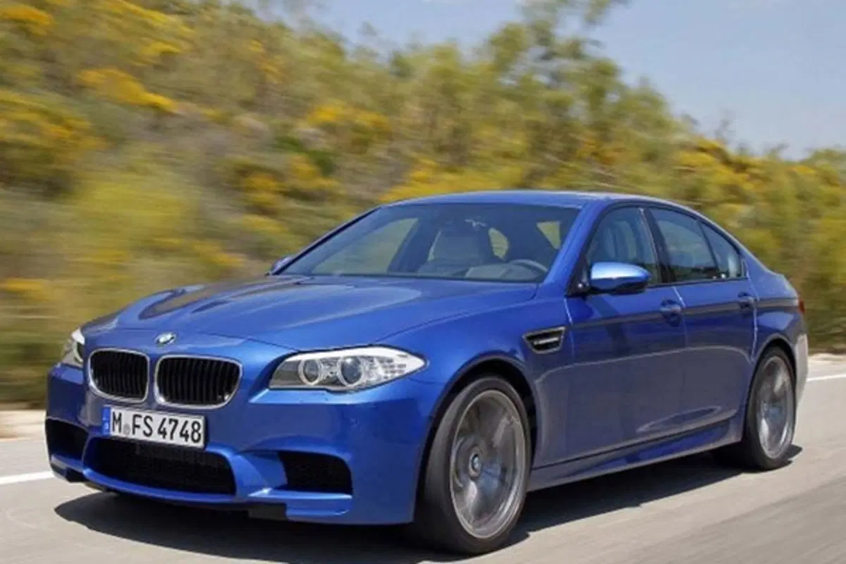 Nuova BMW M5