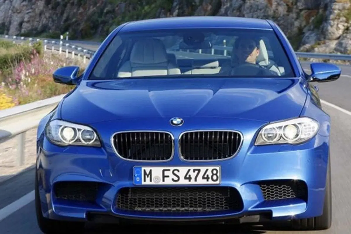 Nuova BMW M5 (8)