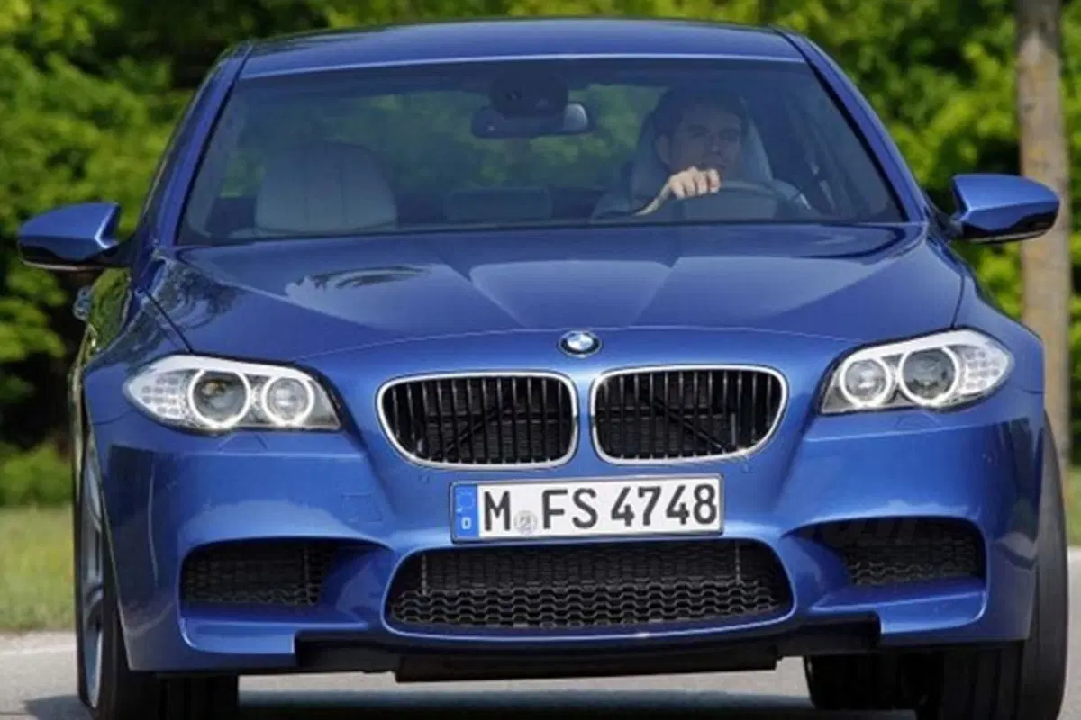 Nuova BMW M5 (11)