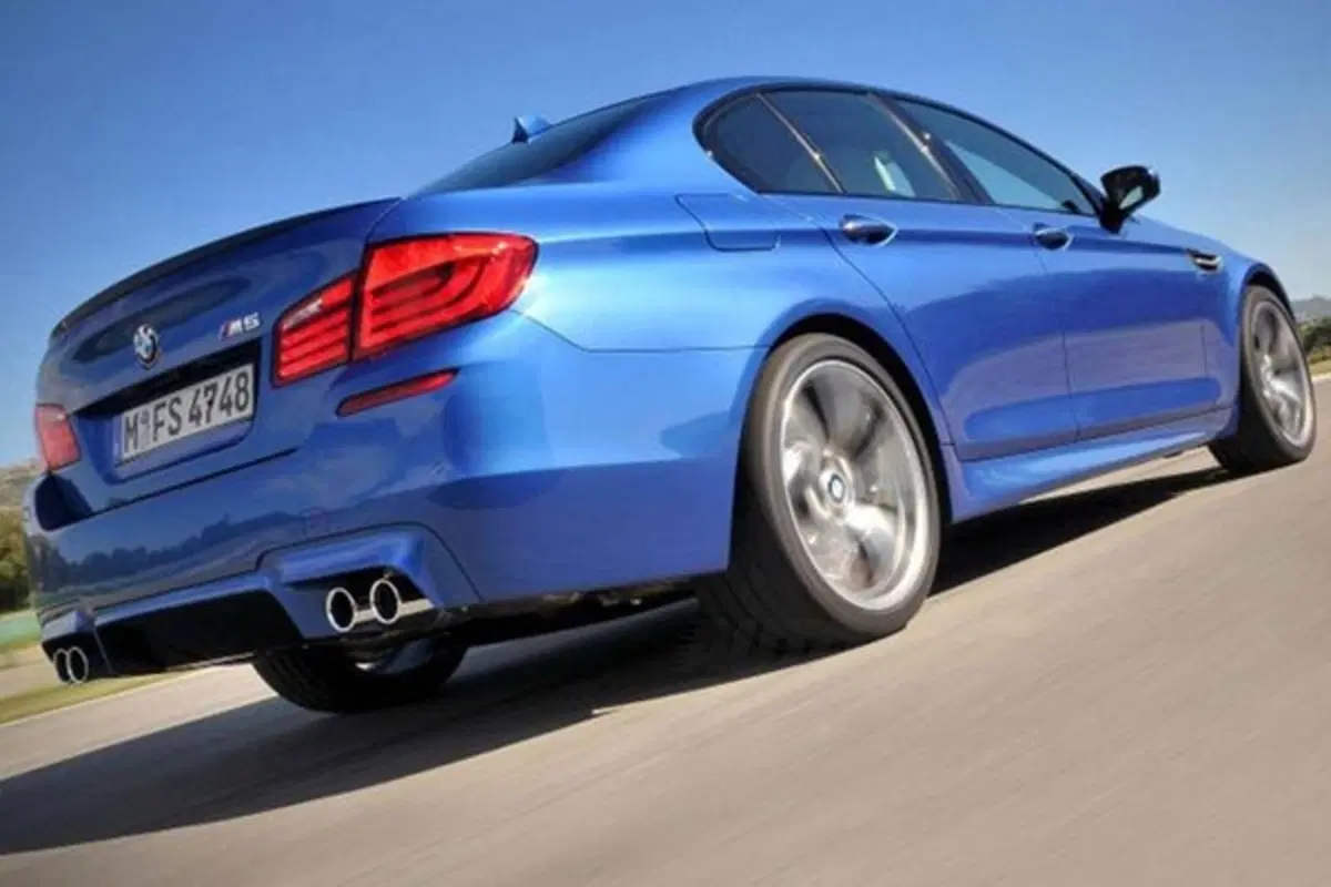 Nuova BMW M5 (13)