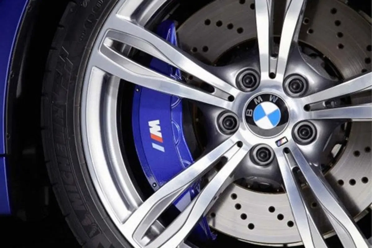 Nuova BMW M5 (25)