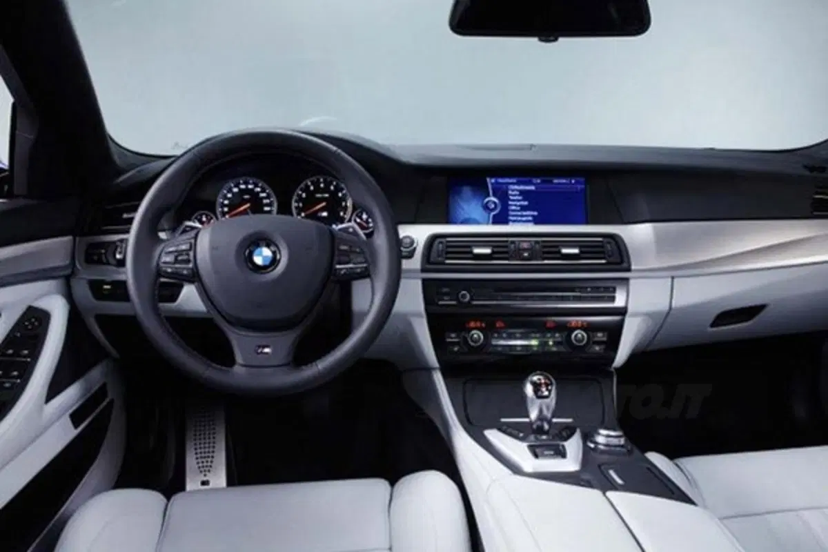 Nuova BMW M5 (27)