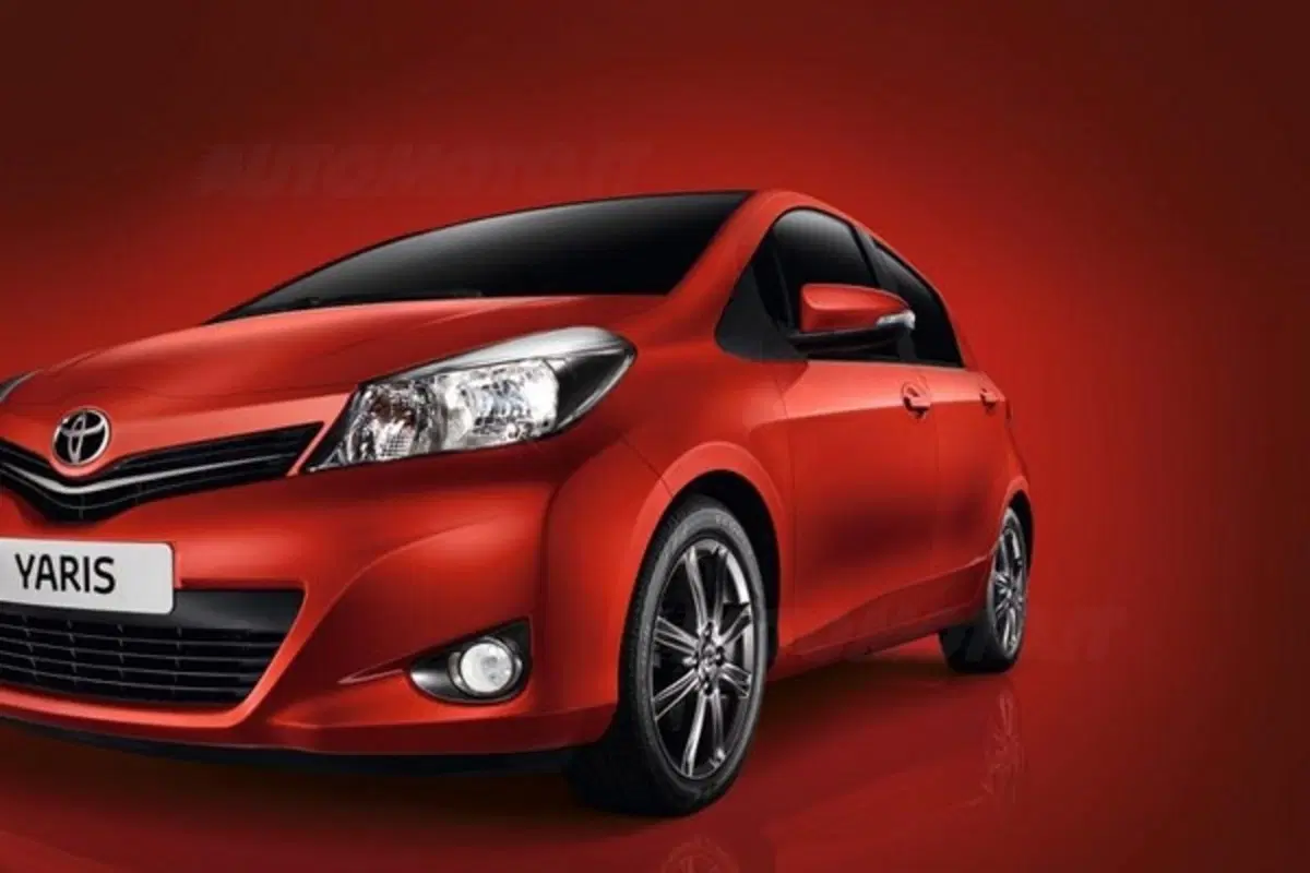 Toyota nuova Yaris (9)