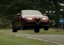 L'Alfa Romeo Giulia Quadrifoglio spicca il volo in Inghilterra [Video]