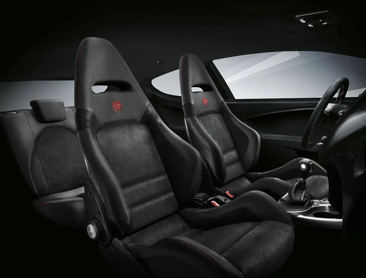 Quale comprare, Confronto: Alfa Romeo Mito 1.4 Vs Seat Ibiza SC 1.0 Style (6)