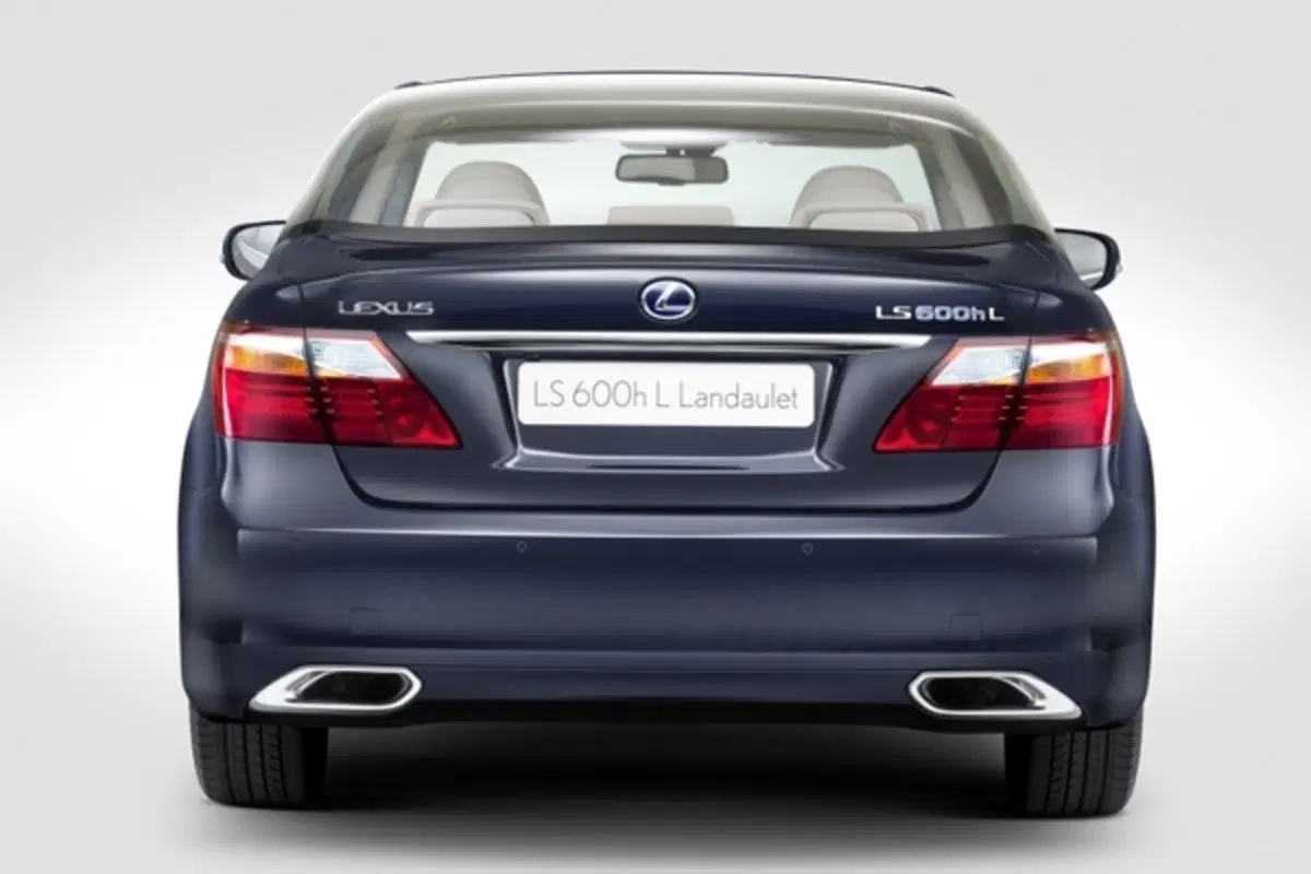 Lexus LS 600h L Landaulet (6)