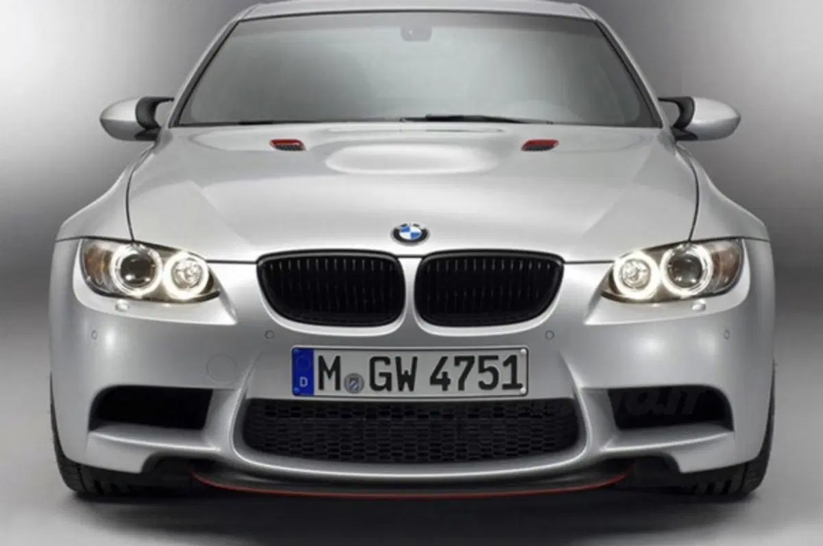 BMW M3 CRT (2)