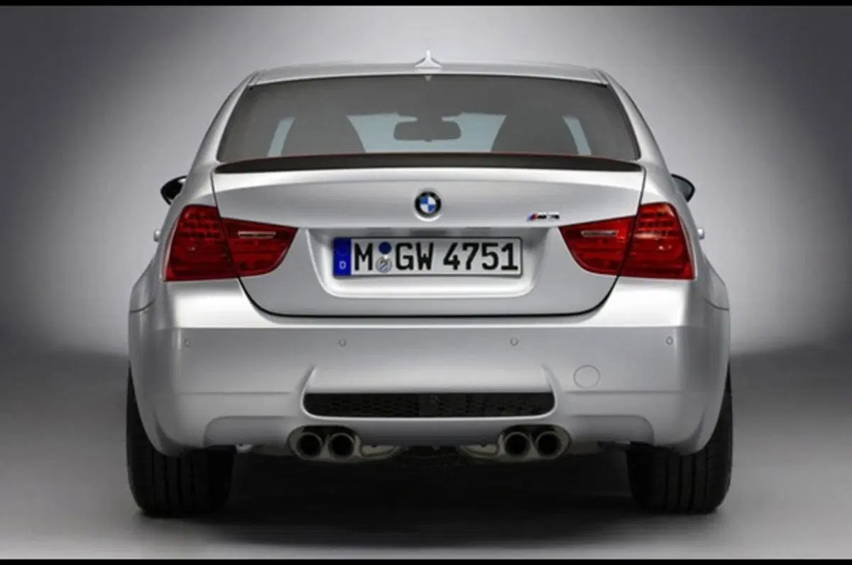 BMW M3 CRT (3)