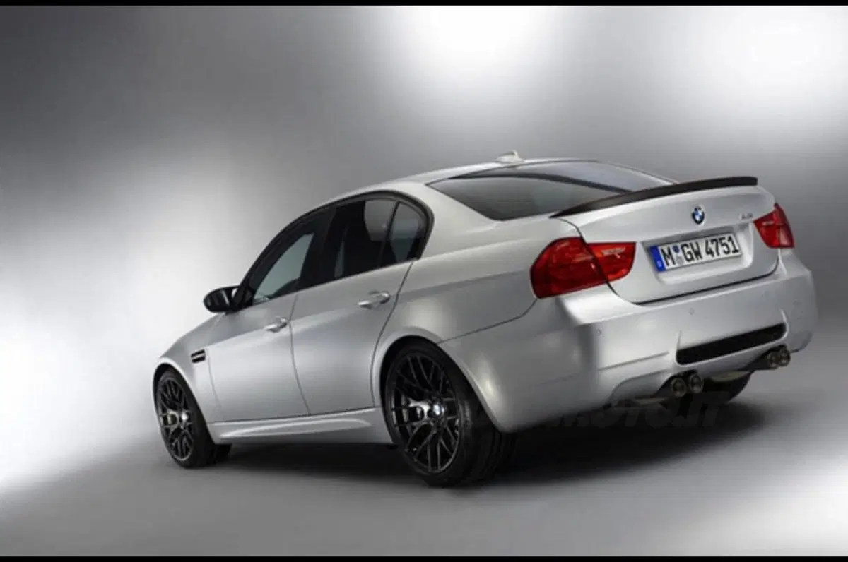 BMW M3 CRT (4)