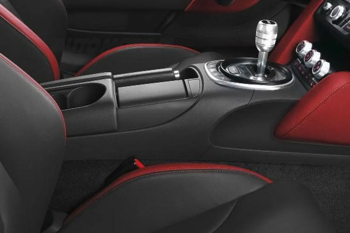 Audi R8 V8 Limited Edition (4)