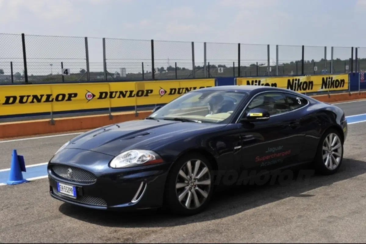 Jaguar Supercharged Academy (30)