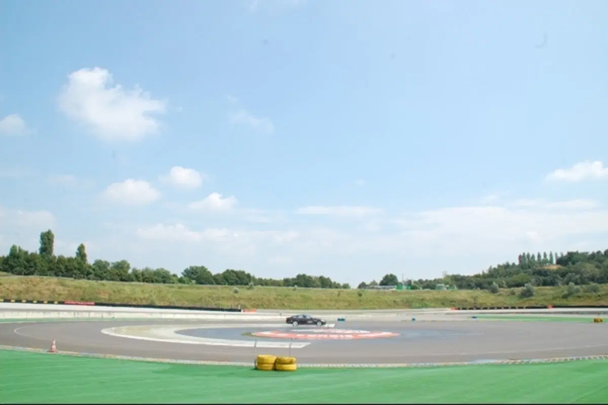 Jaguar Supercharged Academy (49)