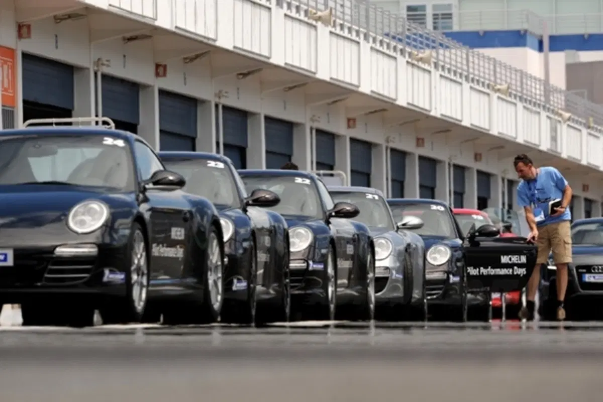 Michelin Pilot Performance Days: 20.000 CV in pista (2)
