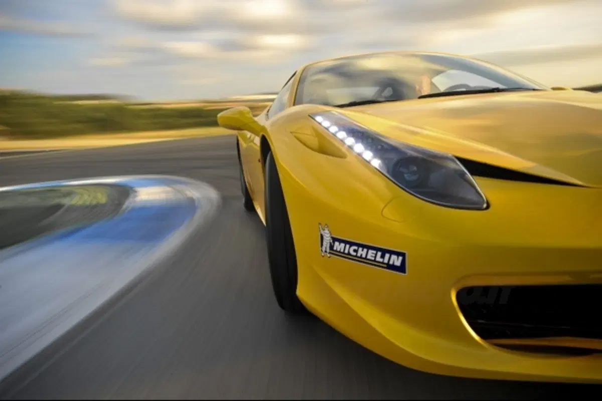 Michelin Pilot Performance Days: 20.000 CV in pista (7)