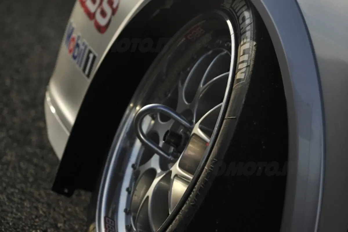 Michelin Pilot Performance Days: 20.000 CV in pista (16)
