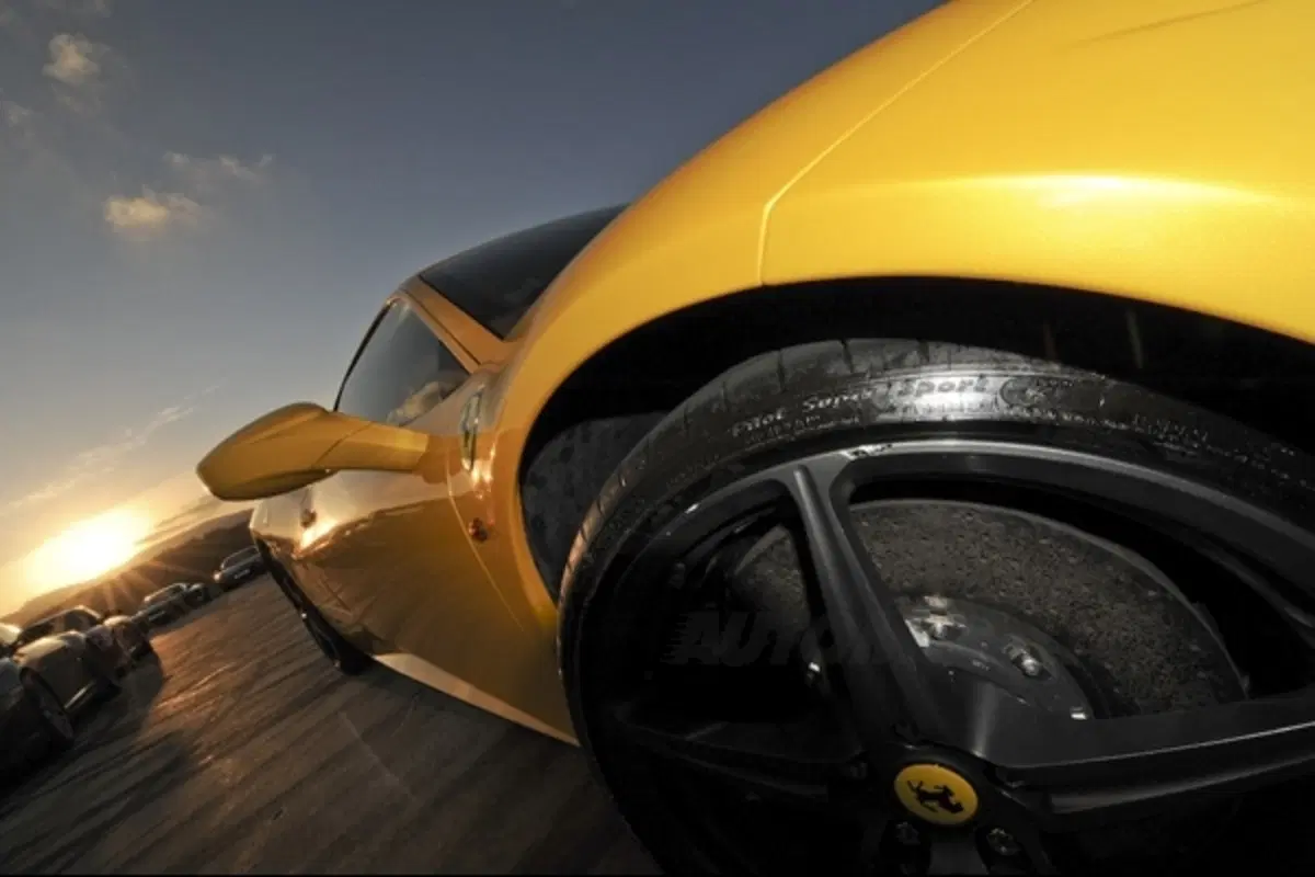 Michelin Pilot Performance Days: 20.000 CV in pista (20)