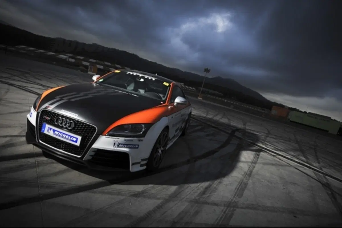Michelin Pilot Performance Days: 20.000 CV in pista (21)