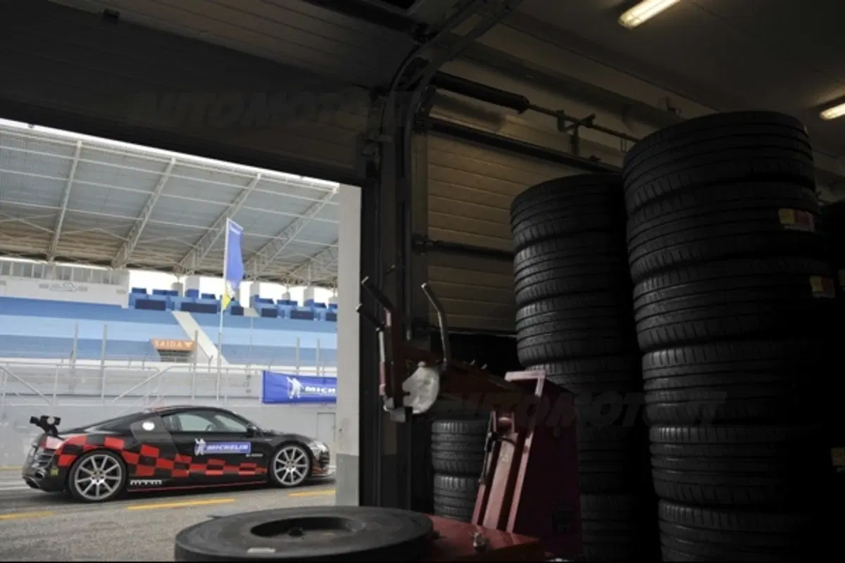 Michelin Pilot Performance Days: 20.000 CV in pista (31)