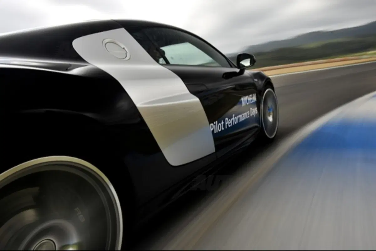 Michelin Pilot Performance Days: 20.000 CV in pista (32)